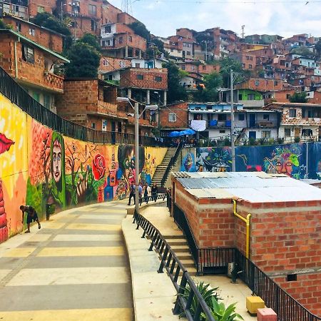 Apartamento Graffitour Comuna 13 Medellín Extérieur photo